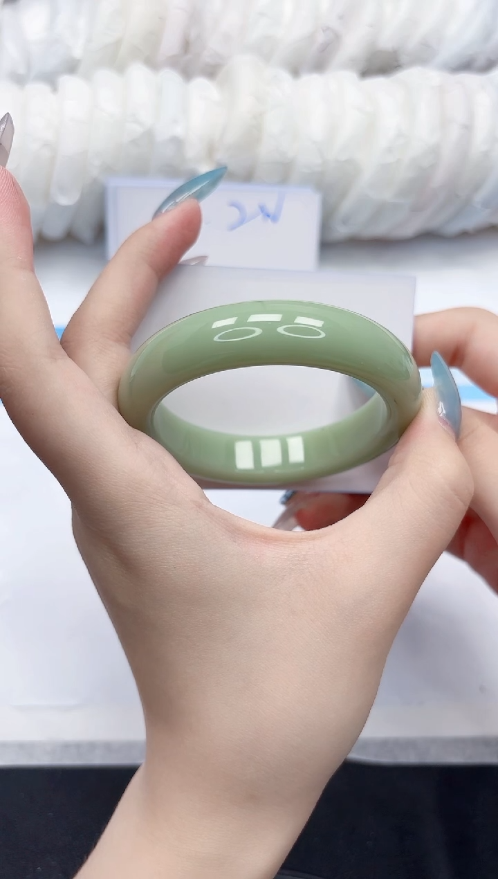 石英质玉手镯未镶嵌99-58