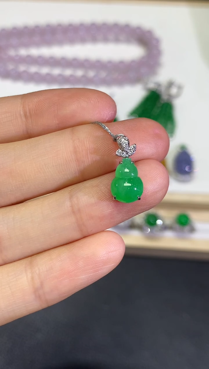 【闪购商品】翡翠颈饰18K金镶嵌团购31