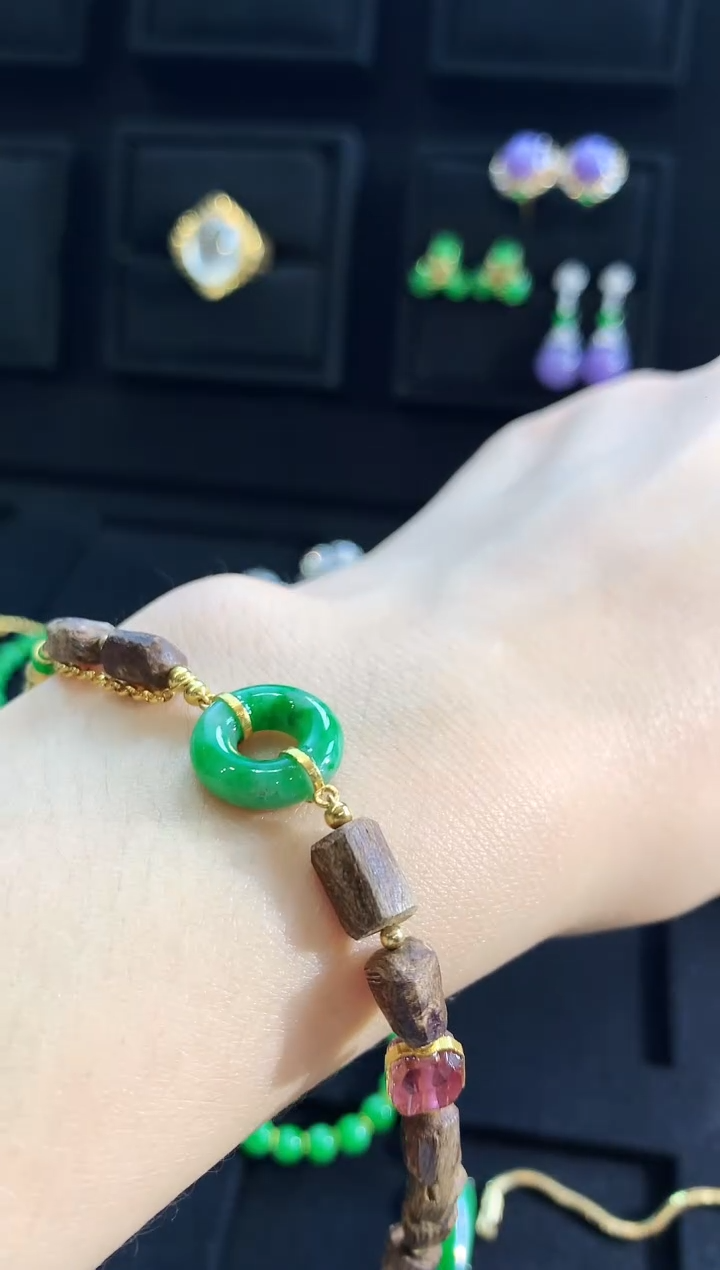 【闪购商品】翡翠手链18K金镶嵌手链