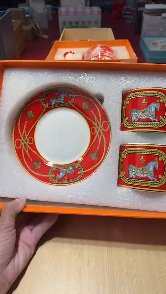 瓷片生活的本意是开心啊@@1