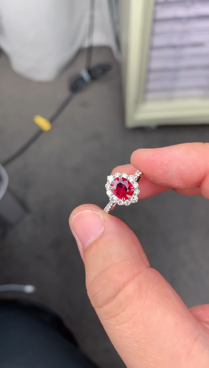 【闪购商品】碧玺戒指18K金镶嵌1.1ct 卢比来戒指