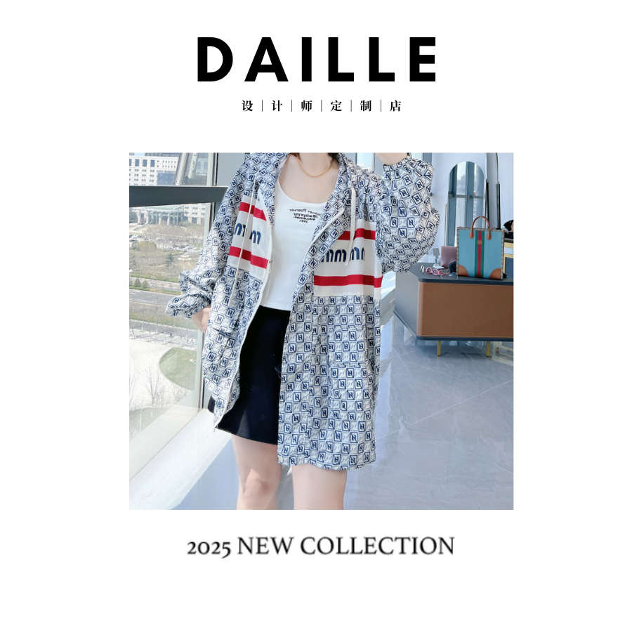 设计款黑格连帽字母外套2025夏季薄款休闲冲锋衣时尚经典格纹