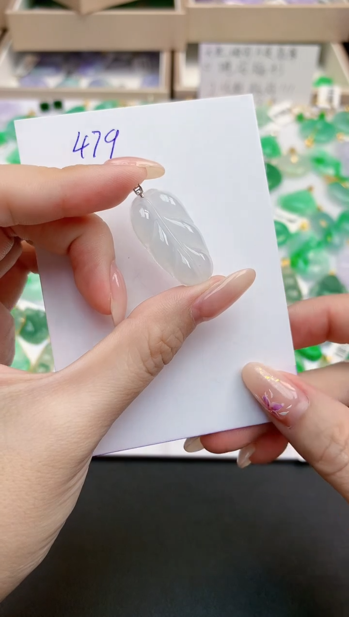 颈饰18K金镶嵌翡翠天然缅甸A货翡翠