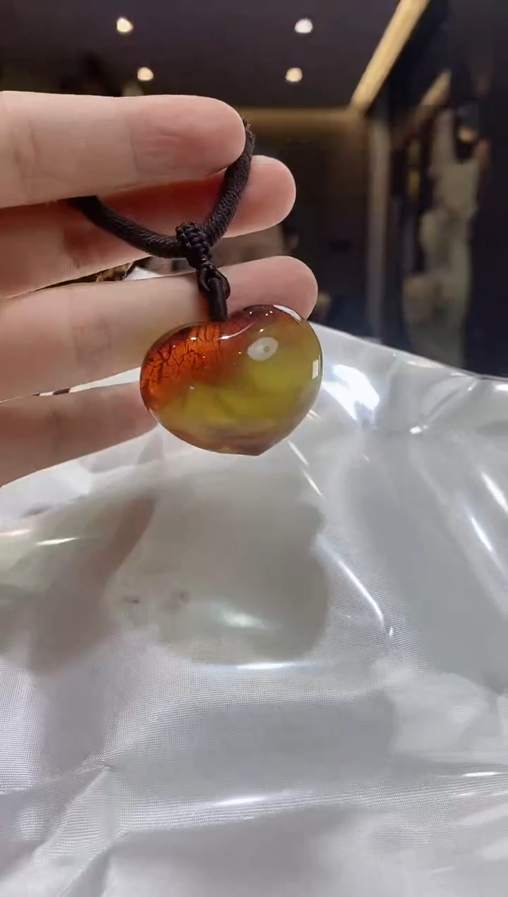 【闪购商品】蜜蜡颈饰未镶嵌蜜蜡挂件加绳子