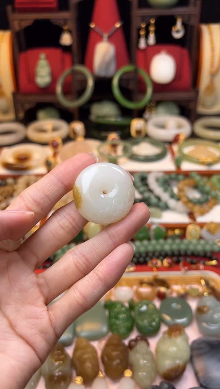 【闪购商品】和田玉挂件未镶嵌放漏