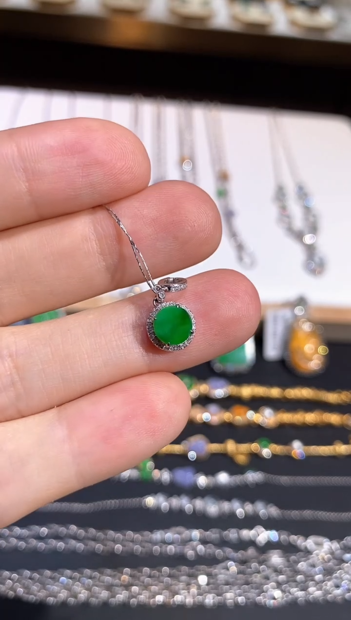 翡翠18K金镶嵌吊坠(不含链)吊坠