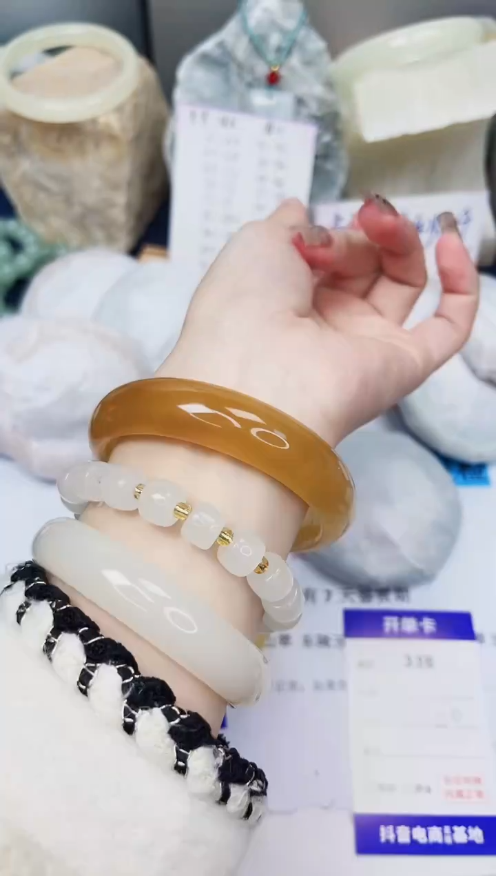 【闪购商品】石英质玉手镯未镶嵌336-财气镯-圈口60