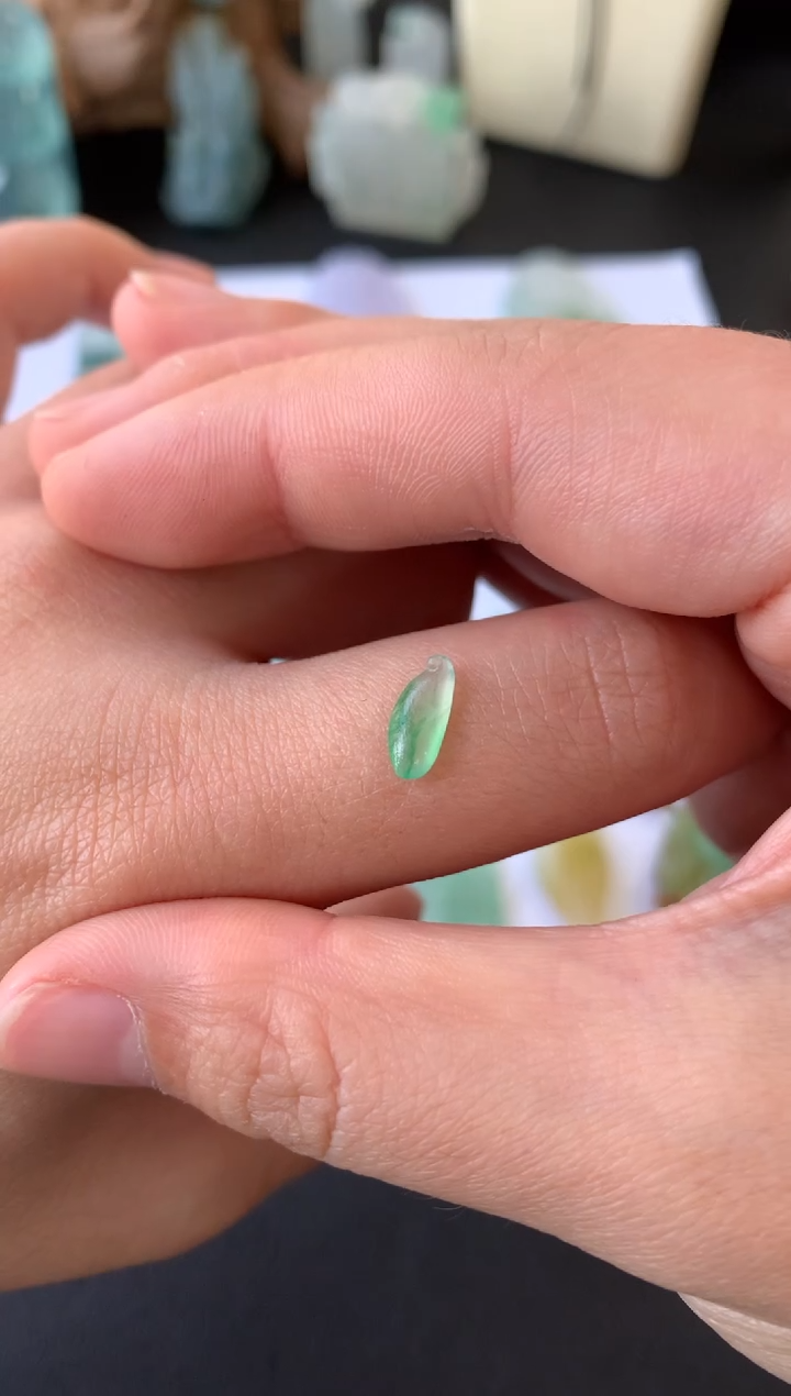 【闪购商品】定制翡翠未镶嵌翡翠