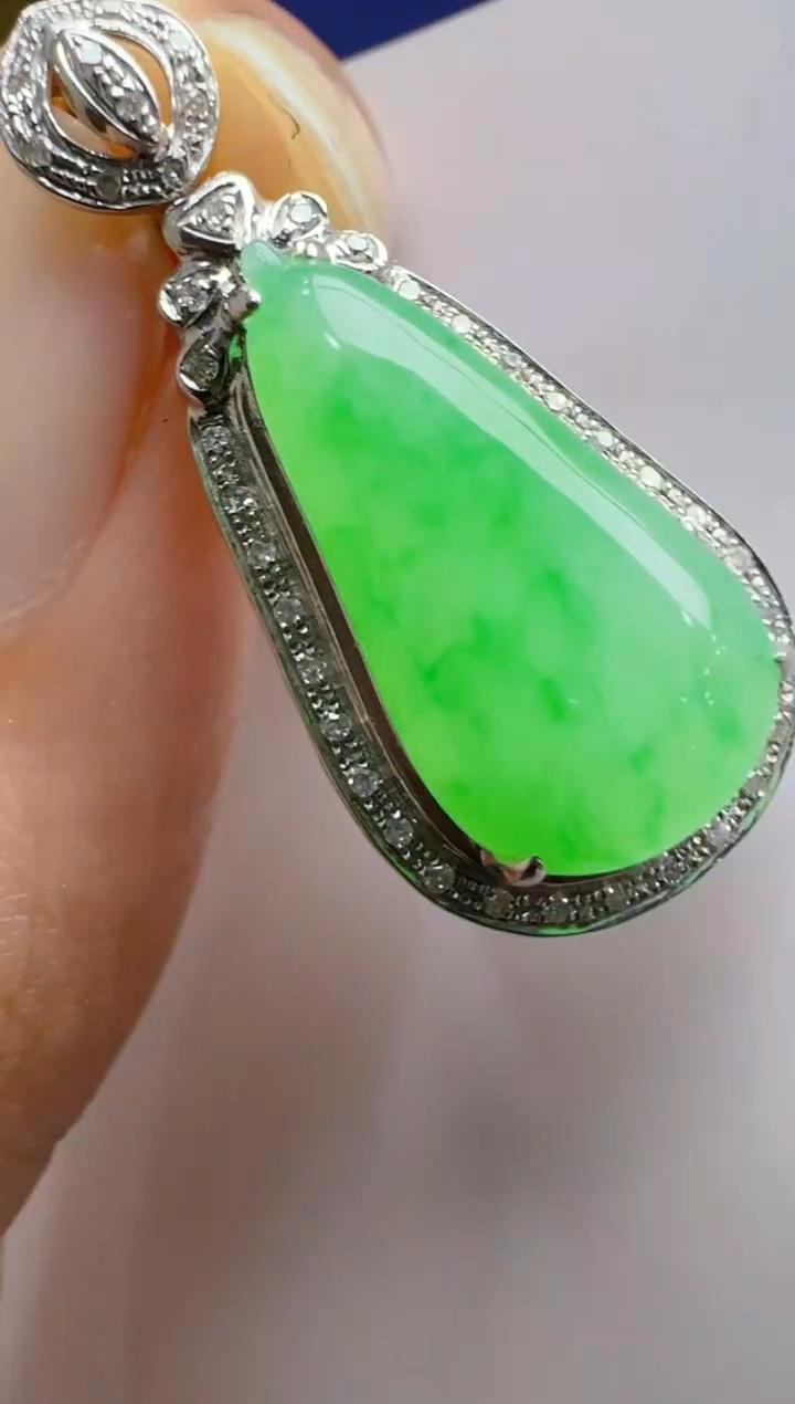 【闪购商品】翡翠吊坠(不含链)18K金镶嵌多样性团购发一件