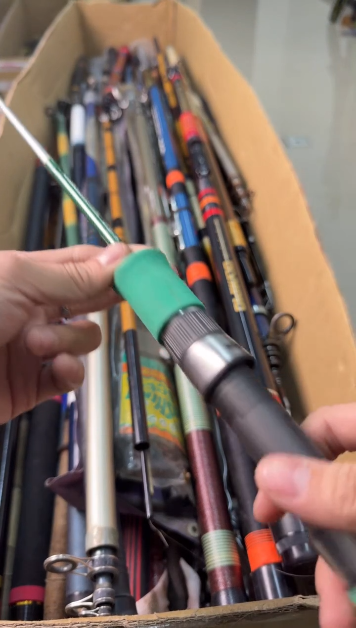 ?****? 孤品微瑕， 以直播间为准  加 10元发顺丰