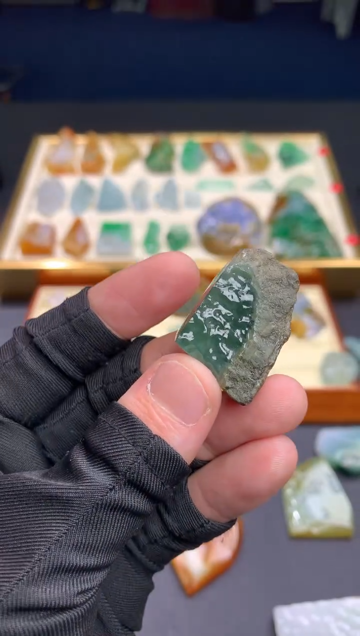 【闪购商品】定制翡翠未镶嵌