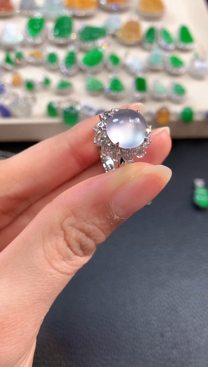 【闪购商品】翡翠戒指18K金镶嵌m69不退换