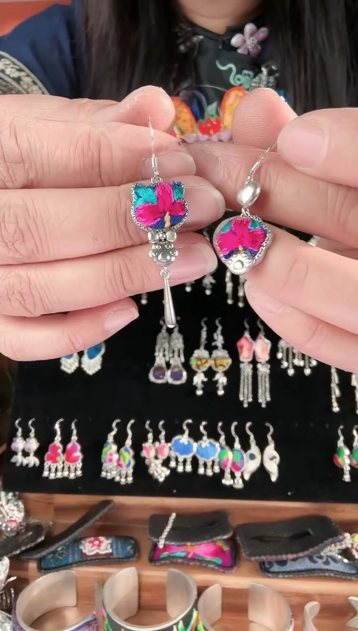 非遗刺绣饰品耳环14