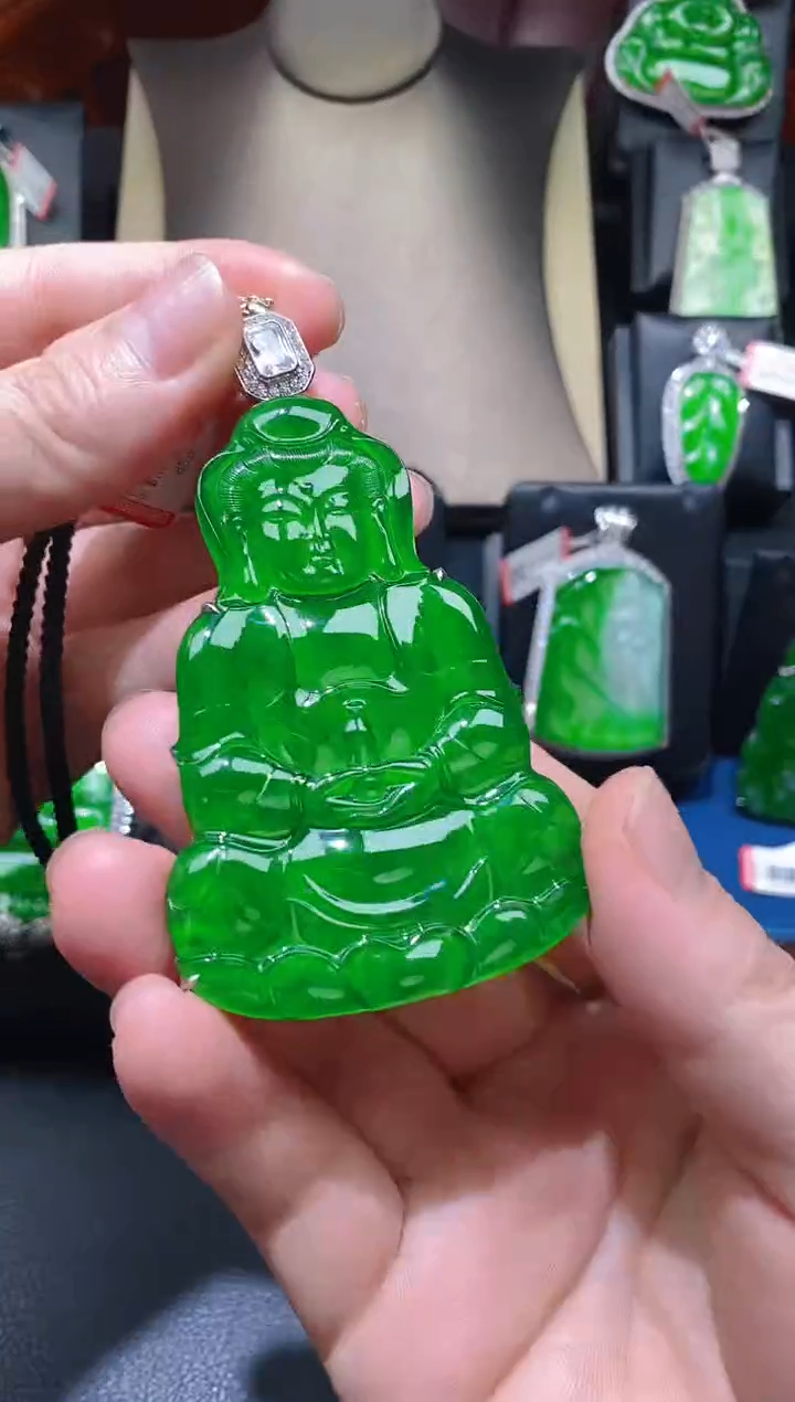 【闪购商品】翡翠颈饰未镶嵌翡翠23