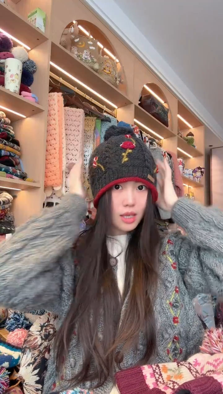 羊毛美利奴灰色玫瑰帽