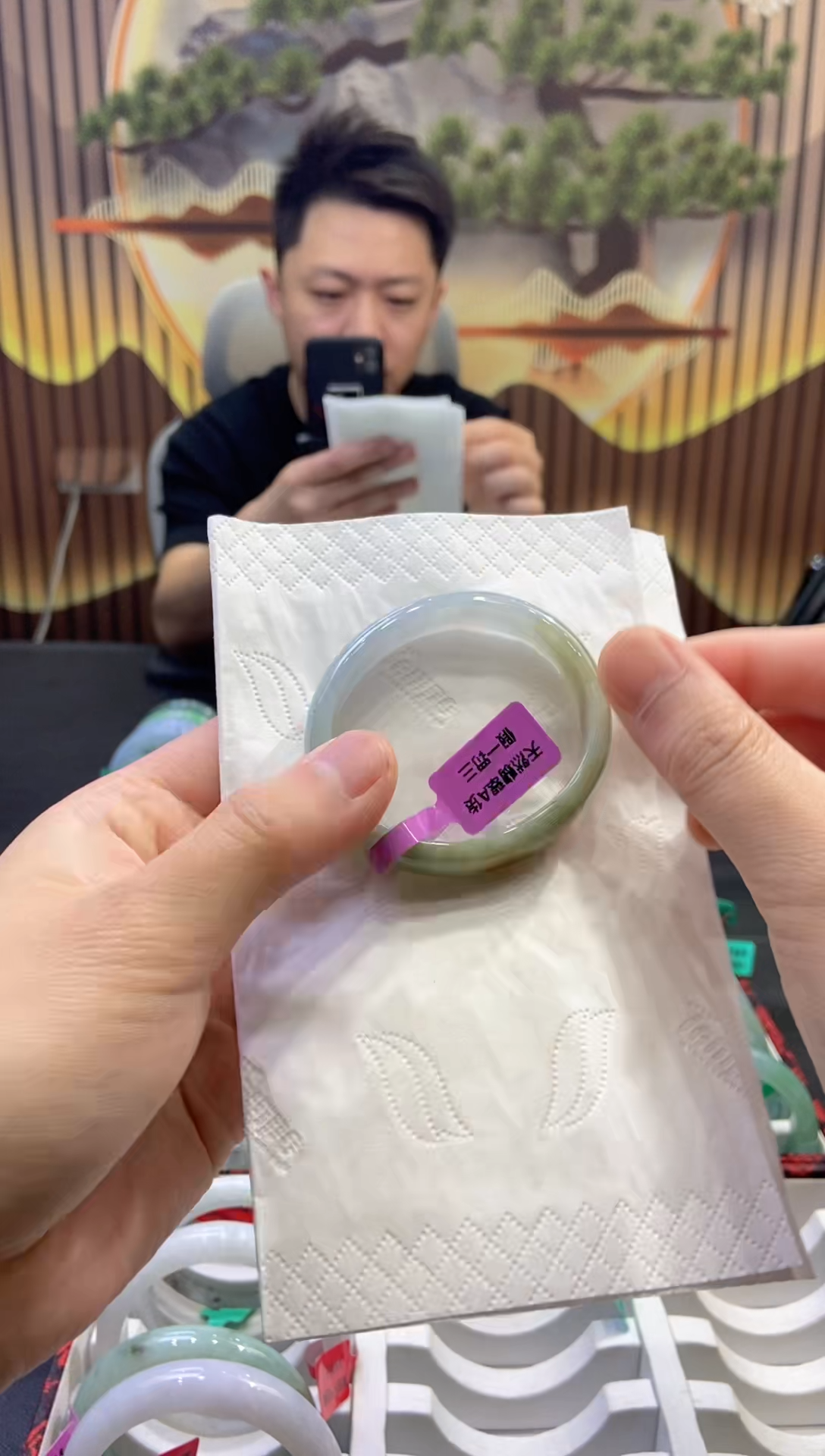 翡翠手镯未镶嵌多人04016