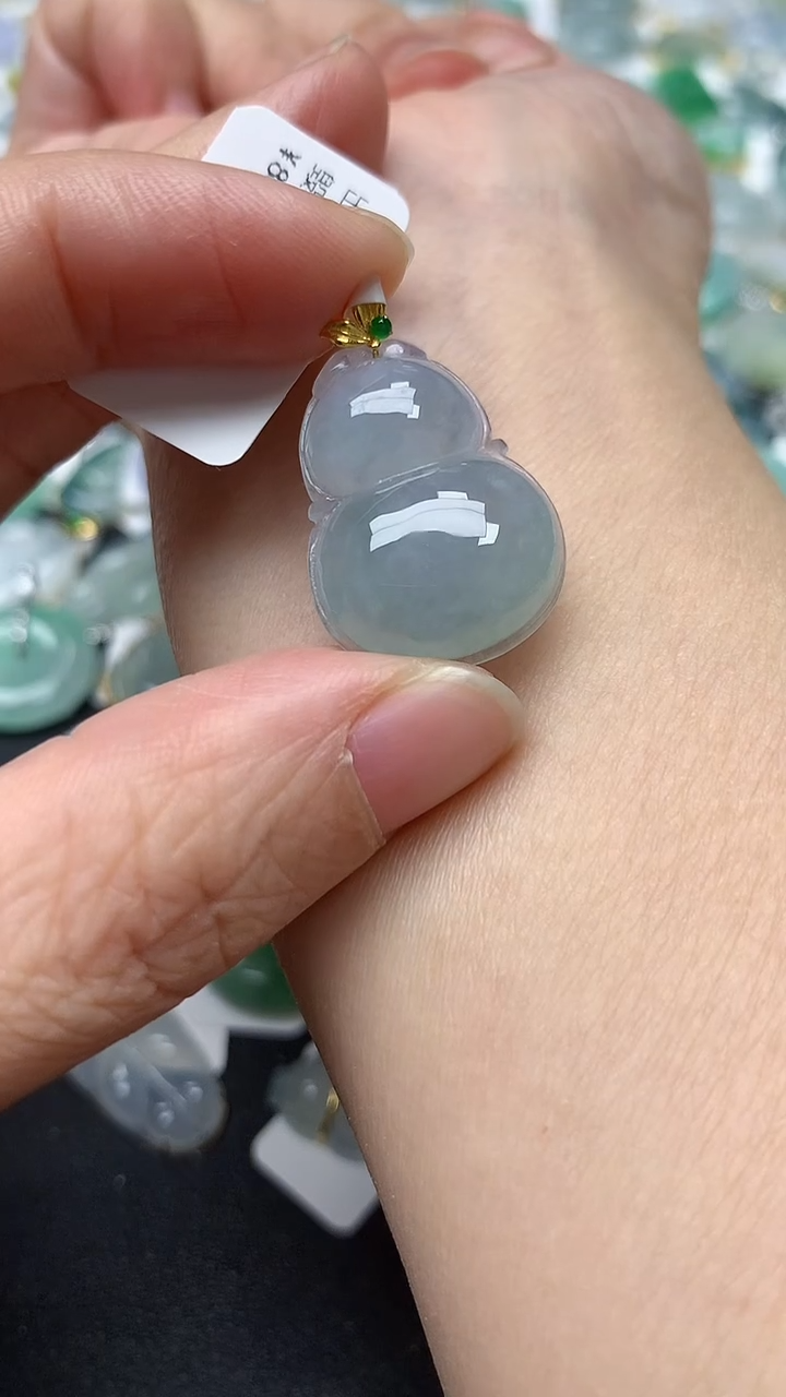 颈饰18K金镶嵌翡翠天然缅甸A货翡翠