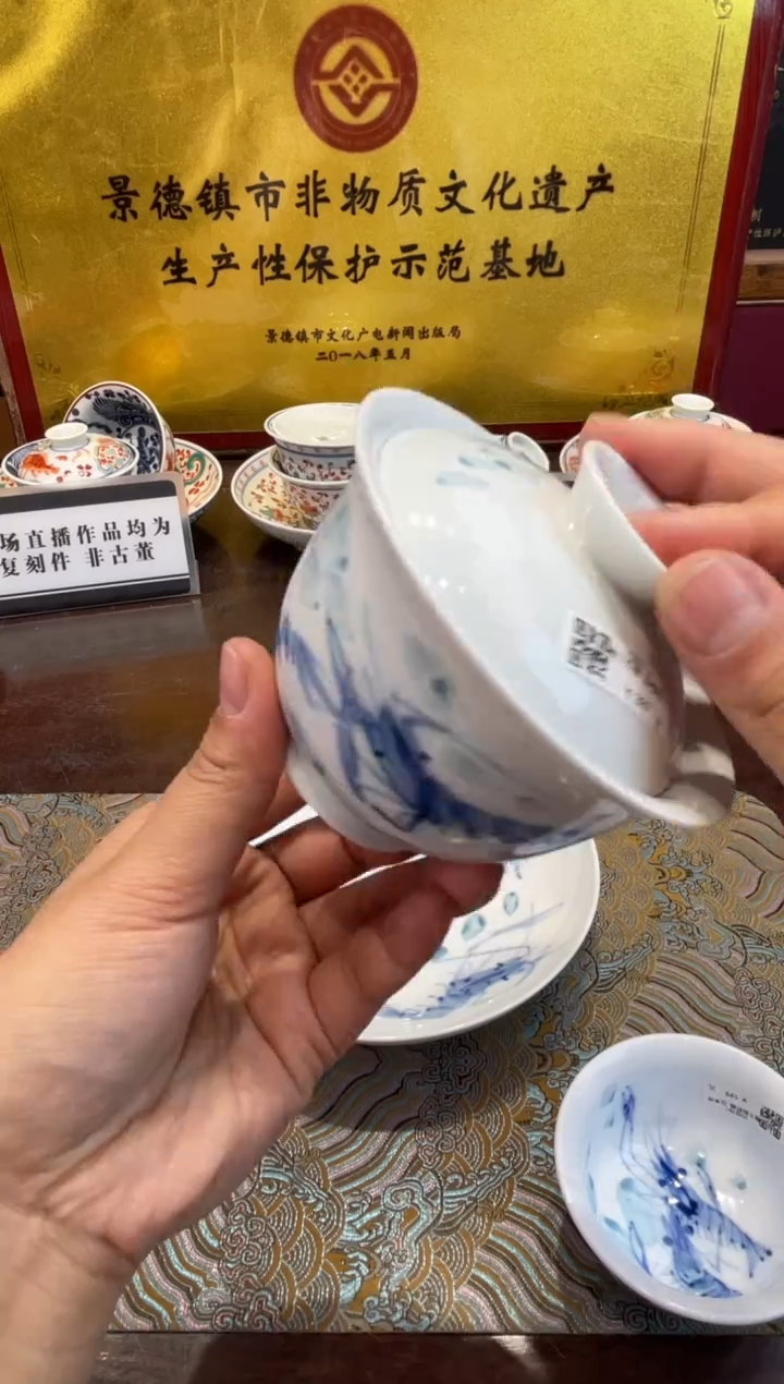 杯子瓷景德镇源头工厂生产，手工手绘