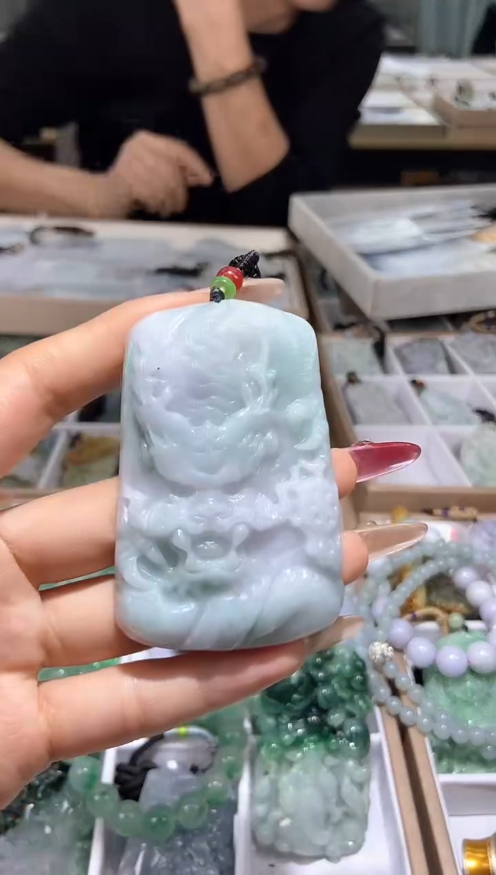 【闪购商品】翡翠颈饰未镶嵌天然缅甸翡翠A货未镶嵌