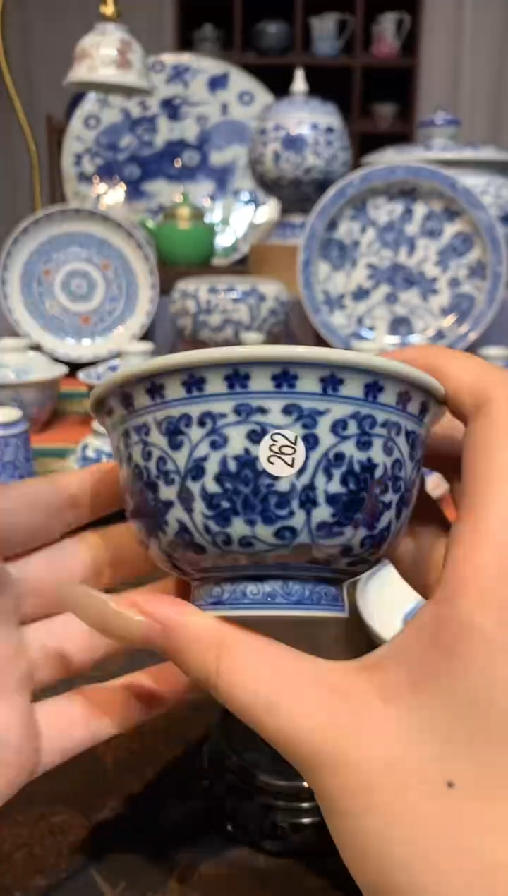 农****帅262青花缠枝莲压手杯ty100
