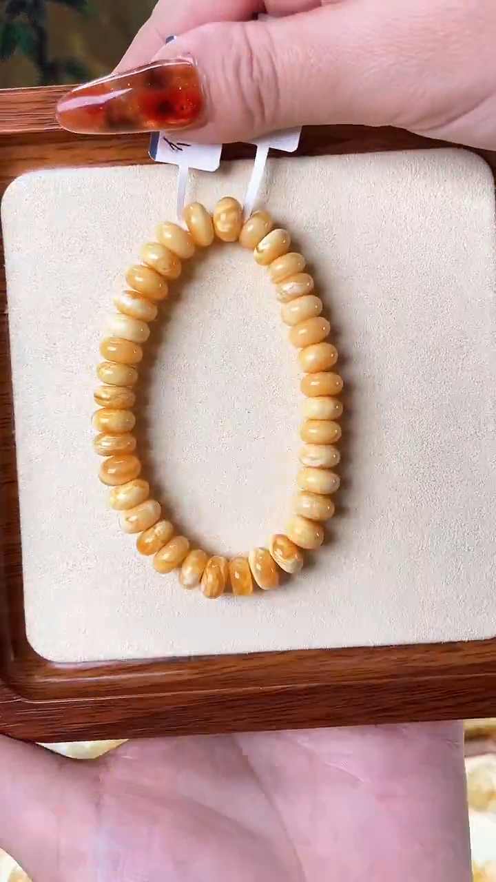 【闪购商品】蜜蜡裸石未镶嵌手串