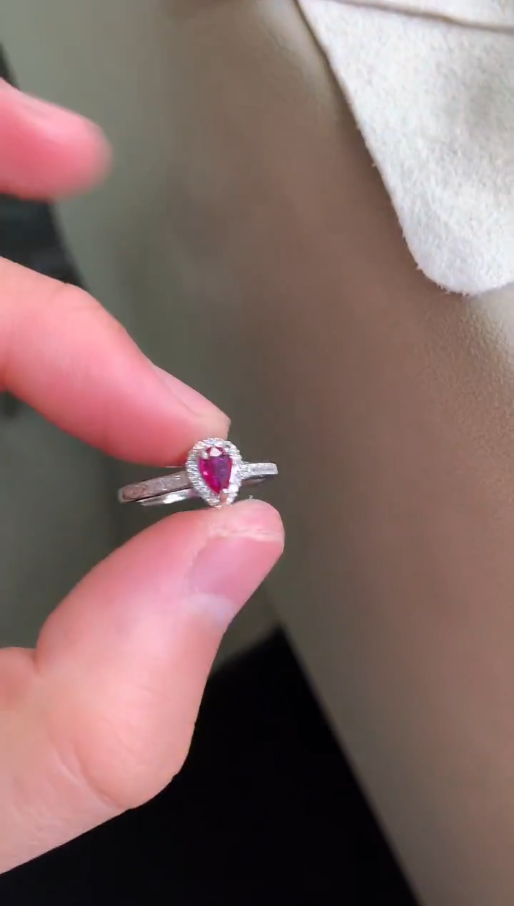 银S925镶嵌戒指红宝石戒指