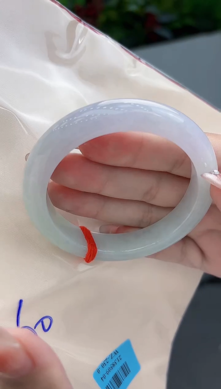 【闪购商品】翡翠手镯未镶嵌翡翠手镯