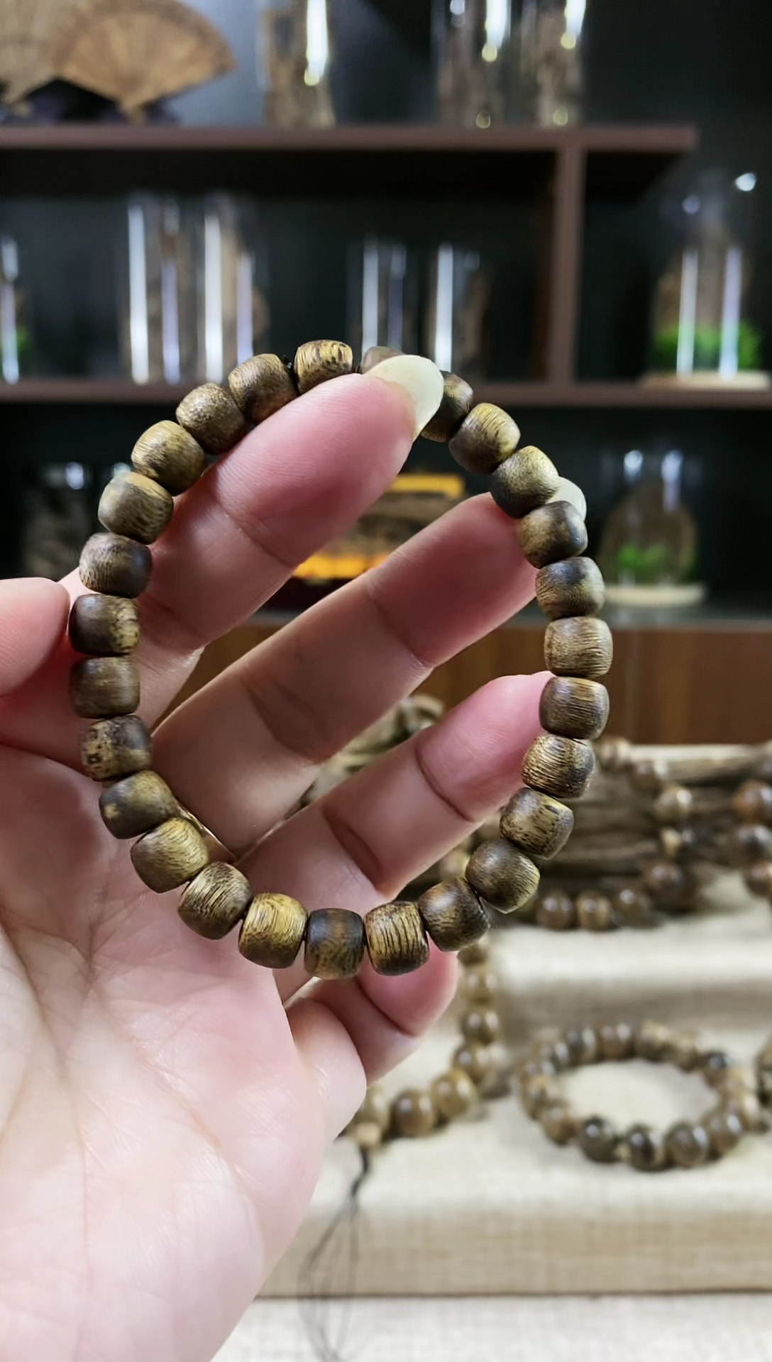 沉香手串方*恩海南红金猊老料苹果珠8+MM单圈