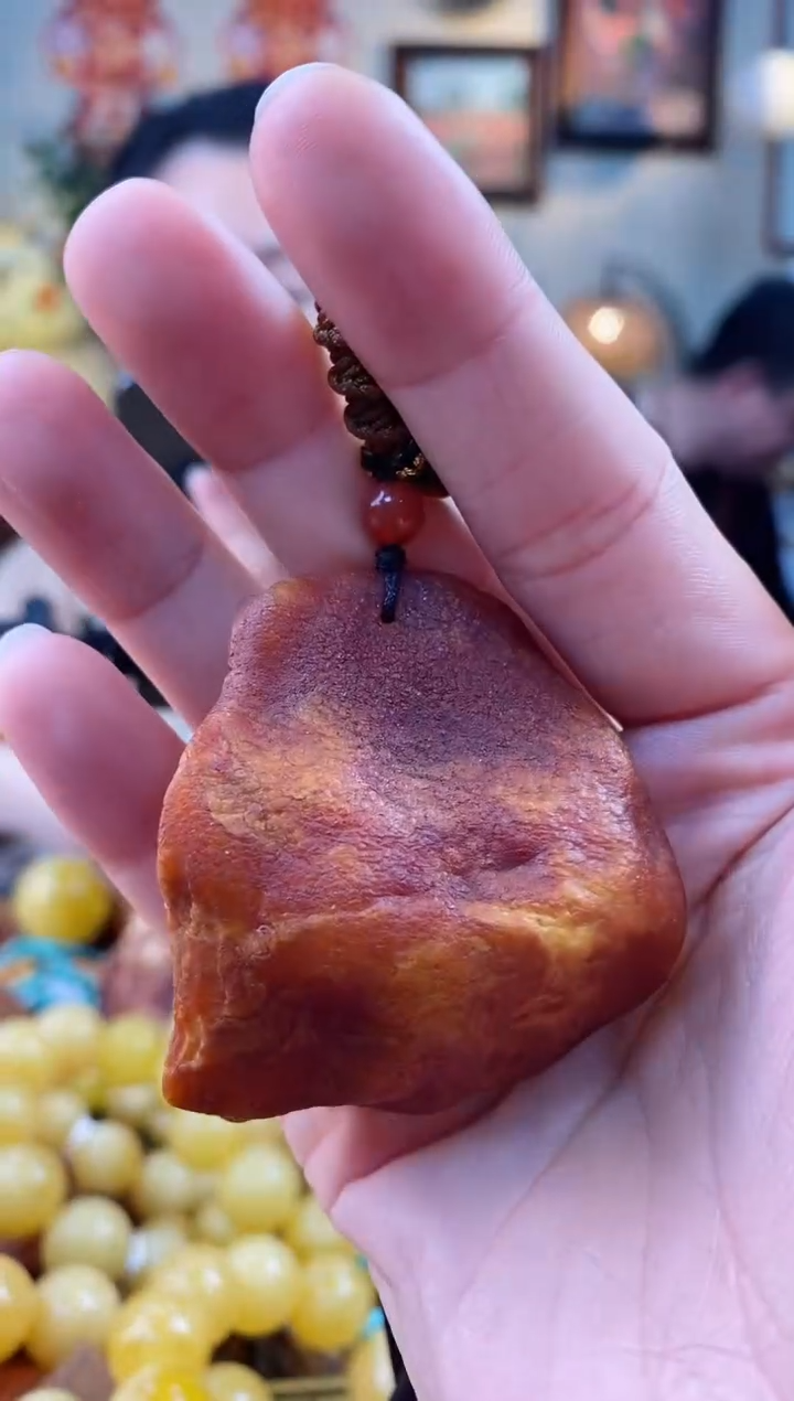 【闪购商品】琥珀手串未镶嵌吊坠