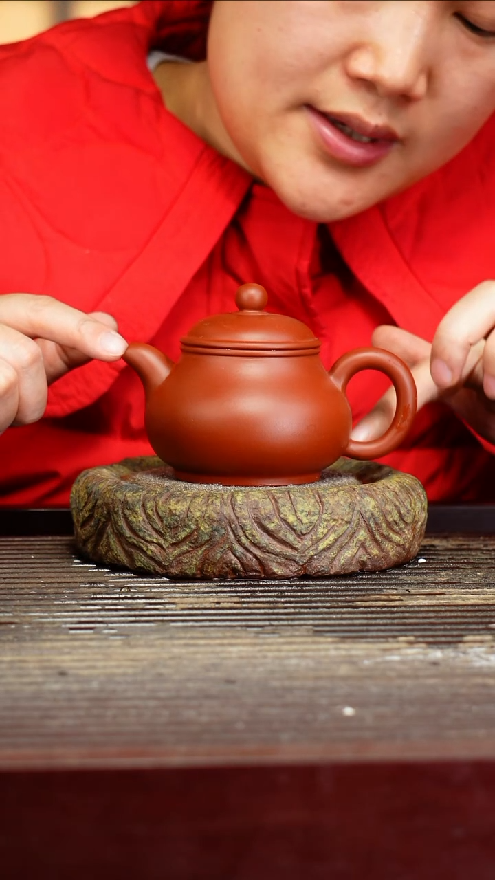 宜兴原矿紫砂壶茶壶宜兴原矿紫砂壶茶壶180C