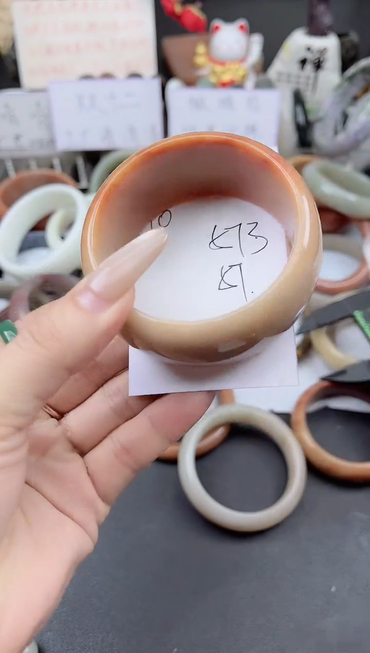 未镶嵌手镯石英质玉573