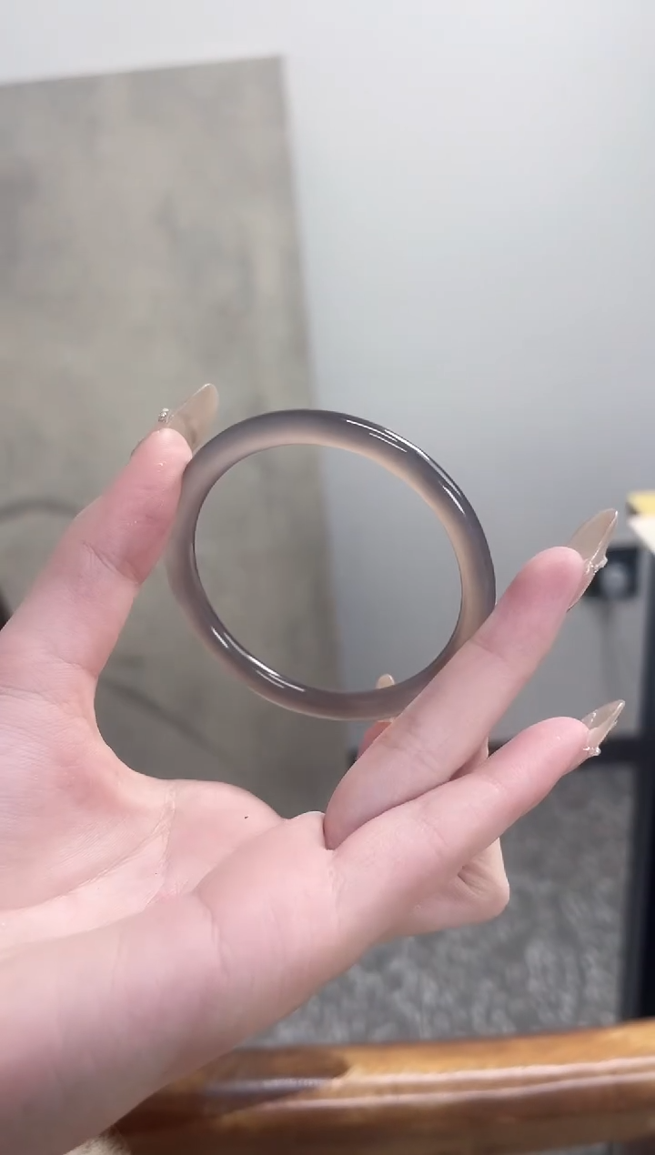 【闪购商品】玛瑙/玉髓手镯未镶嵌56-57圈