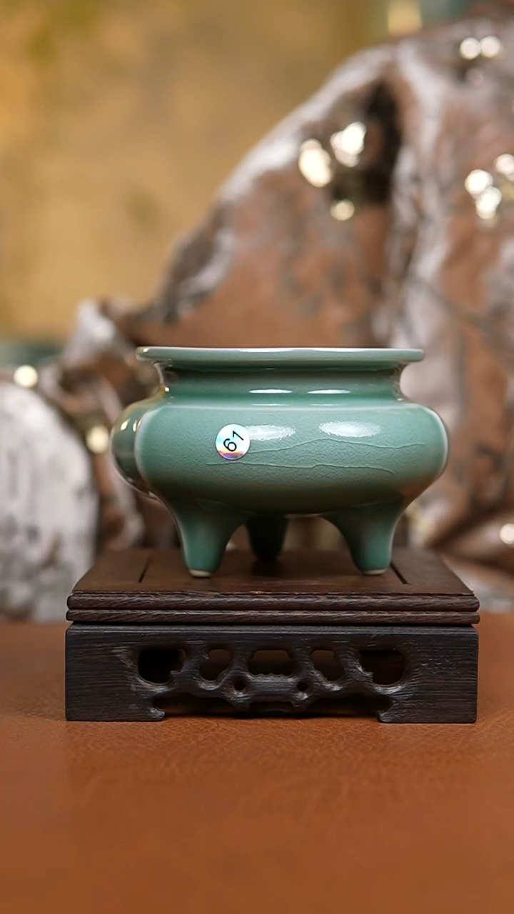 炉仿古翡翠绿釉立式炉瑕