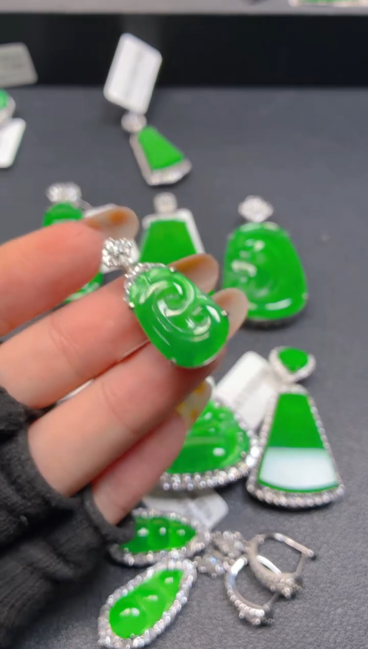 吊坠(不含链)银S925镶嵌翡翠1