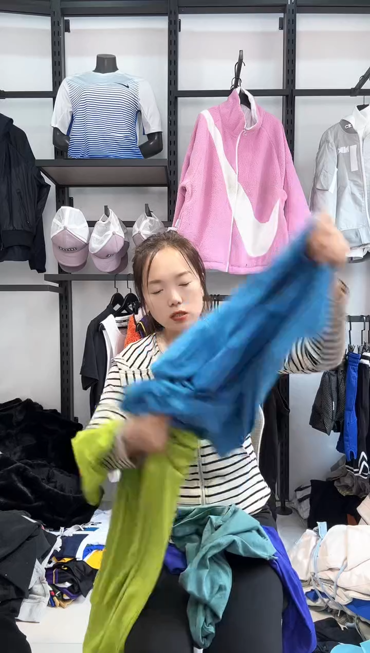 2720  编码 瑕疵直播间过款为准 尺码