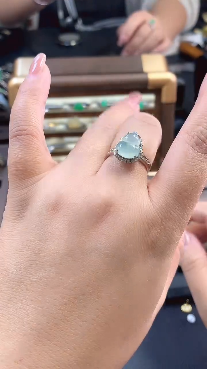 颈饰银S925镶嵌翡翠14347