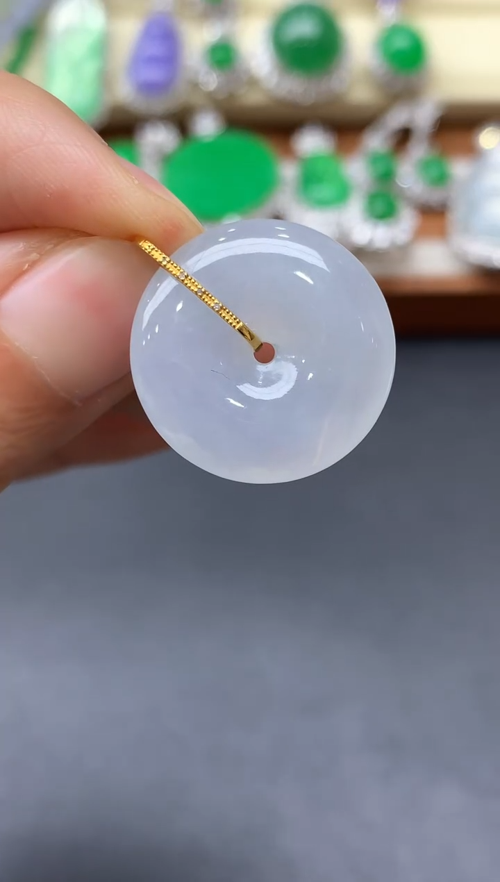 颈饰18K金镶嵌翡翠101-中国好珍宝