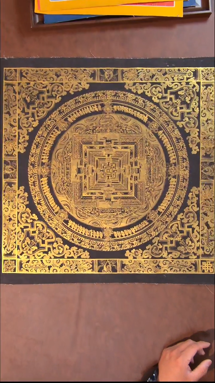 卷轴画带装裱手绘唐卡时轮坛城