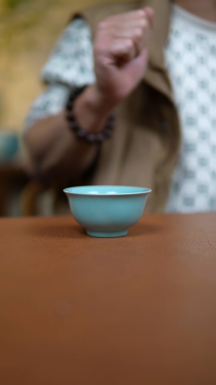 瓷片仿古天青精工压手杯