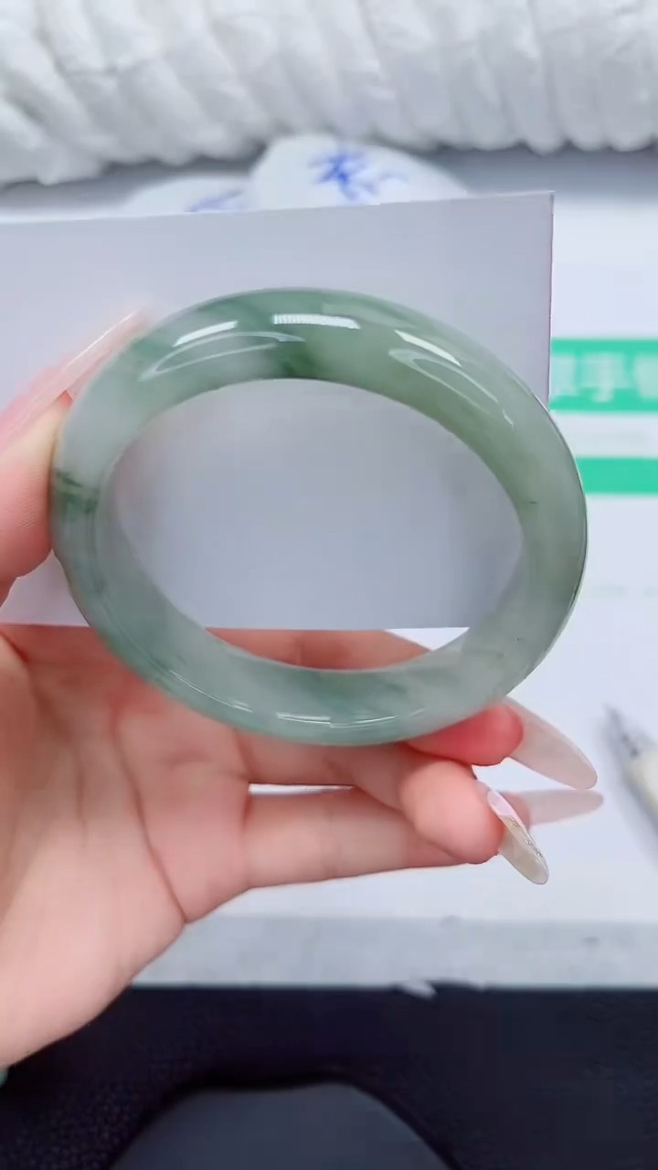 石英质玉手镯未镶嵌306-56/57