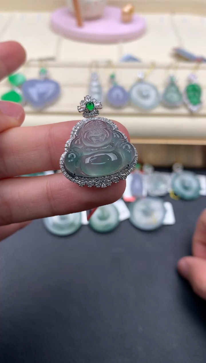 【闪购商品】翡翠颈饰18K金镶嵌W119     