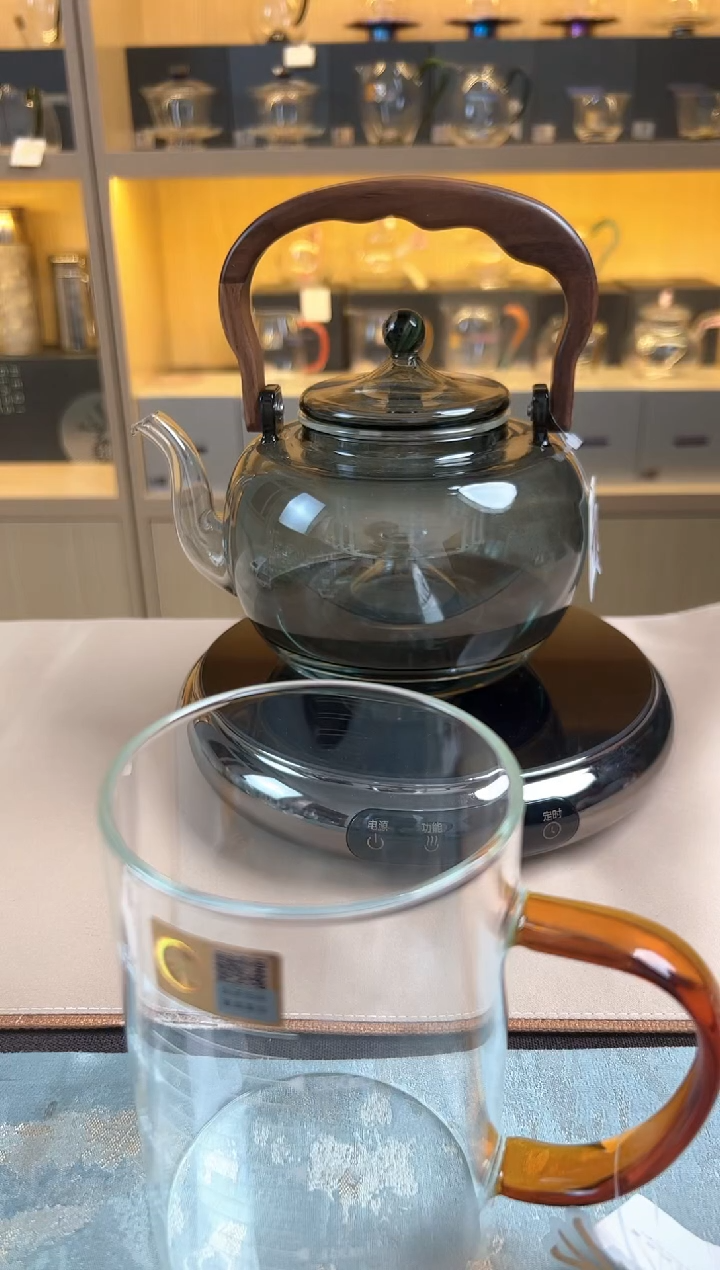 禾  器 青 雍 杯