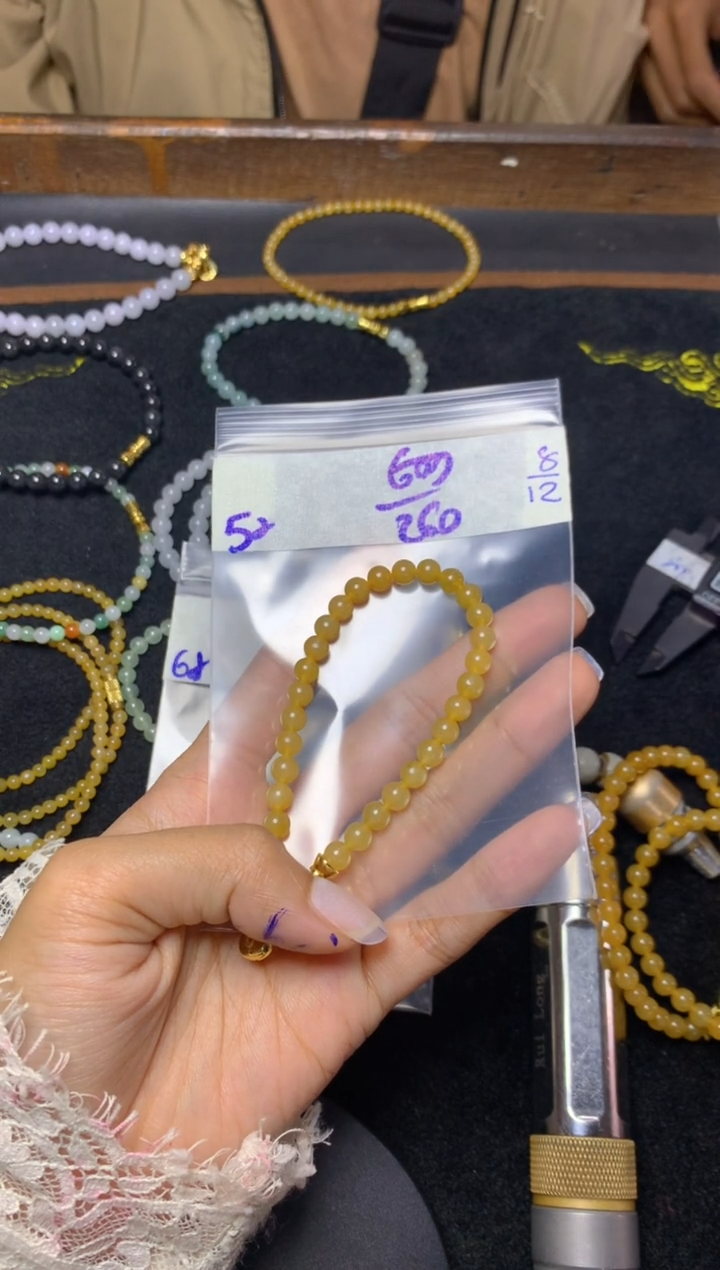 未镶嵌定制翡翠天然缅甸翡翠多样性发货