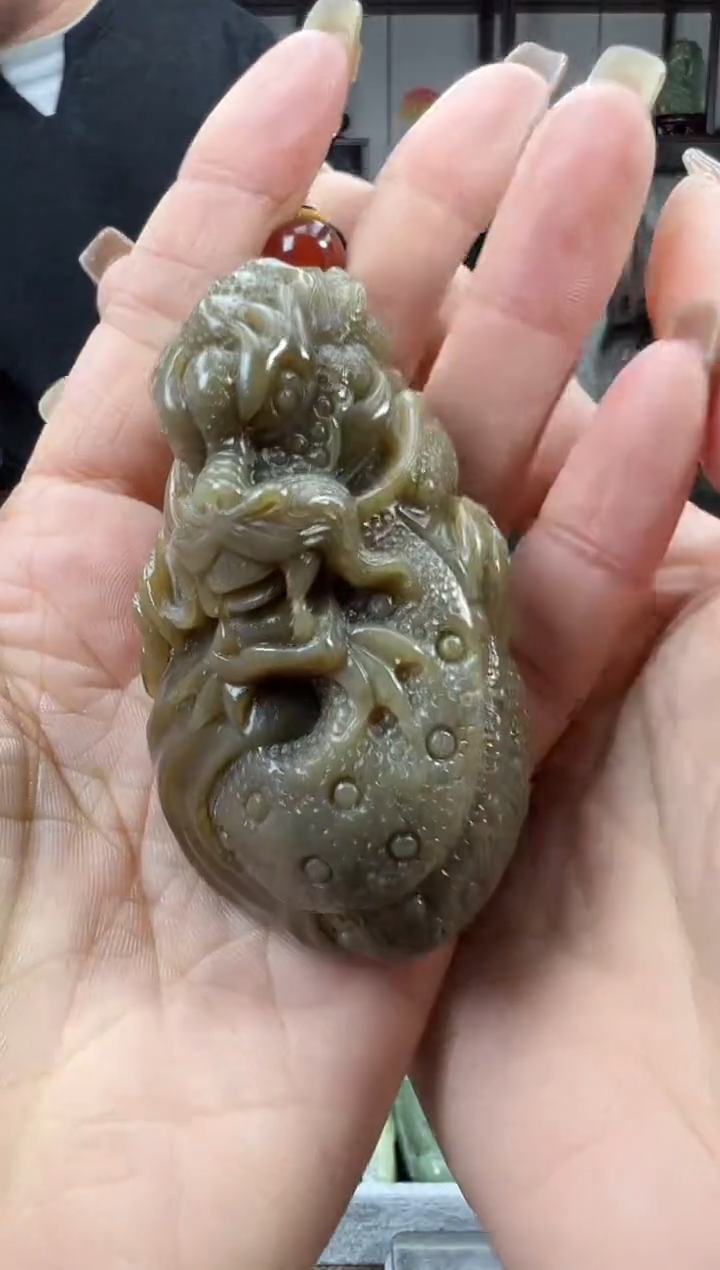 未镶嵌和田玉把件1