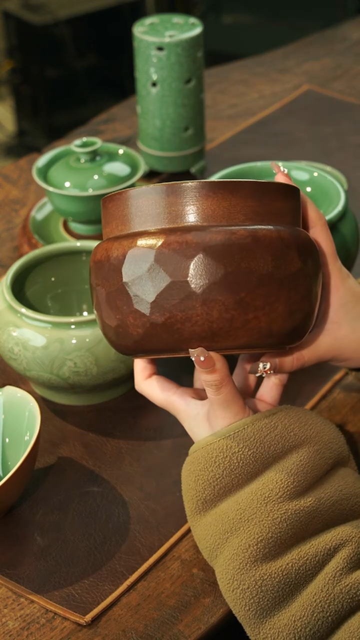 【闪购商品】瓷片王玮 锤纹系列 建水