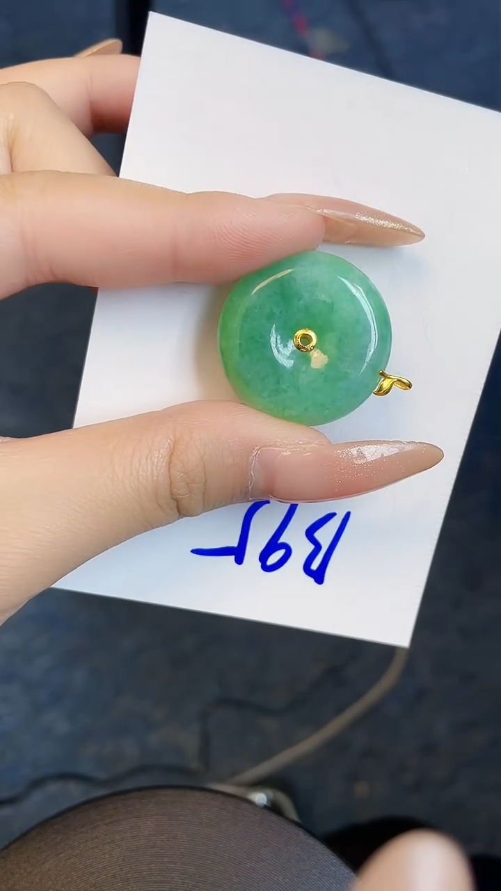 【闪购商品】翡翠颈饰18K金镶嵌00000000