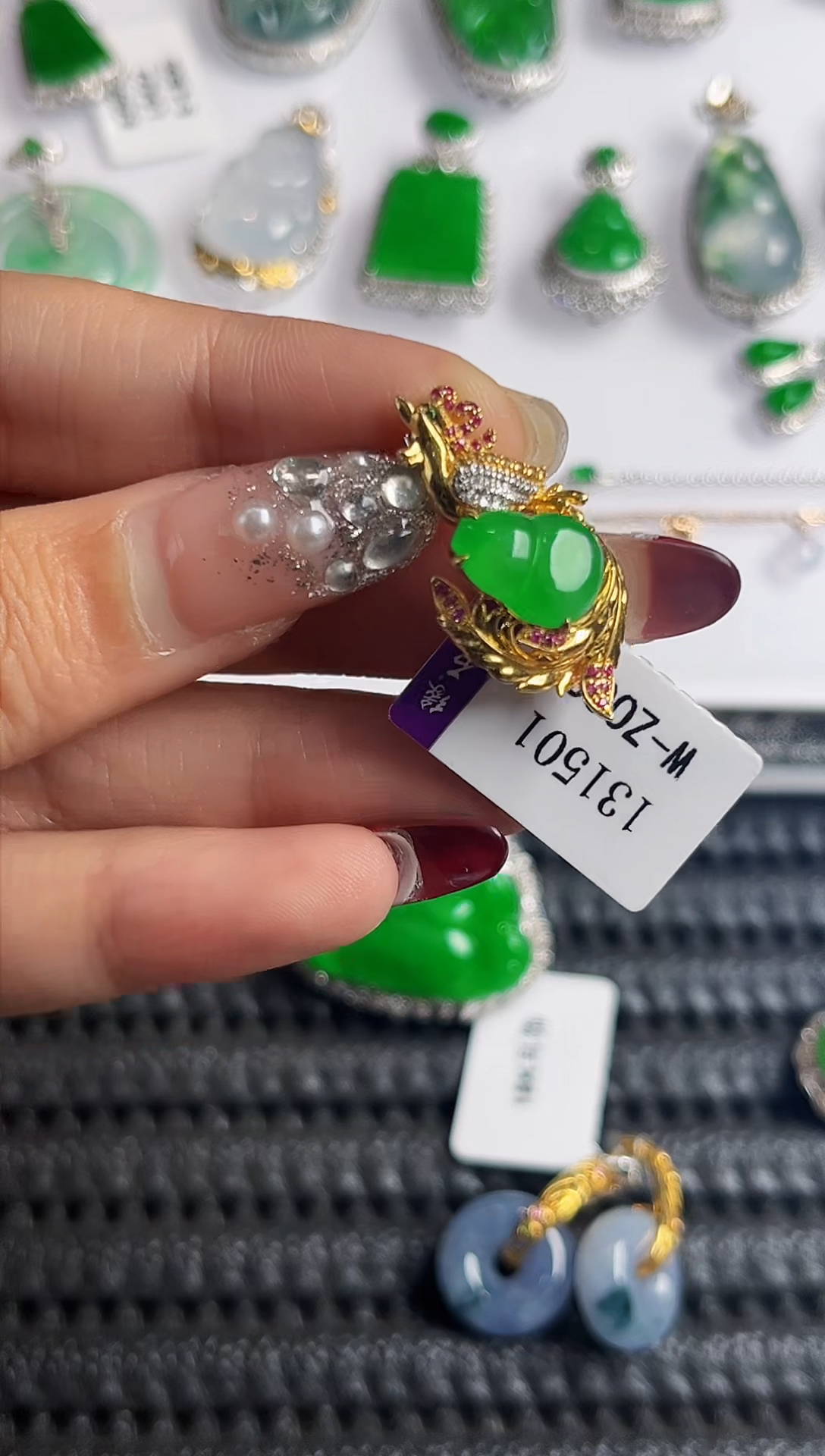 【闪购商品】翡翠吊坠(不含链)18K金镶嵌4154   