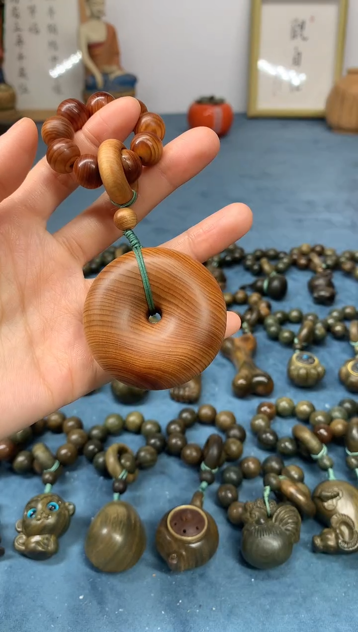 【闪购商品】柏木（崖柏）把件高油料 平安扣