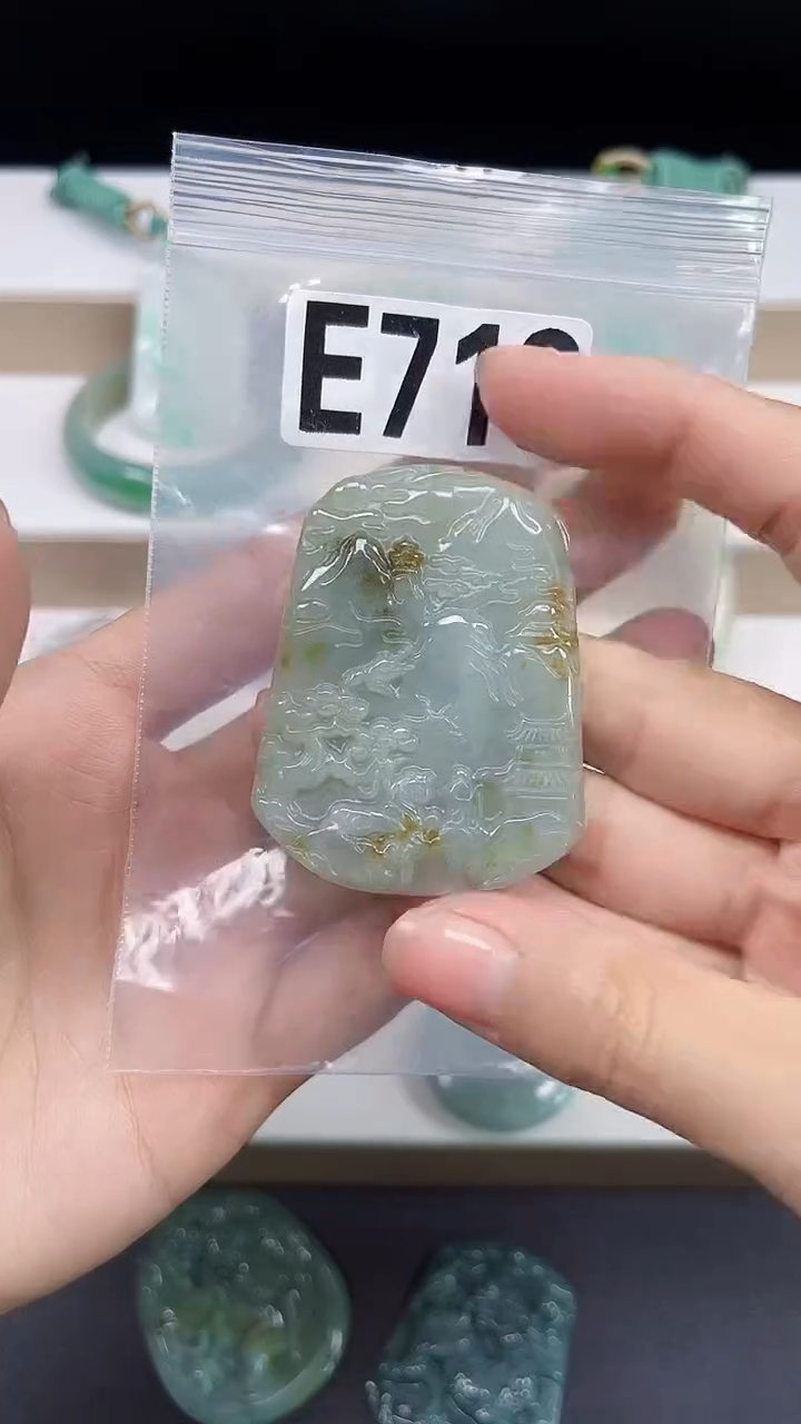 颈饰未镶嵌翡翠翡翠珠宝吊坠挂件