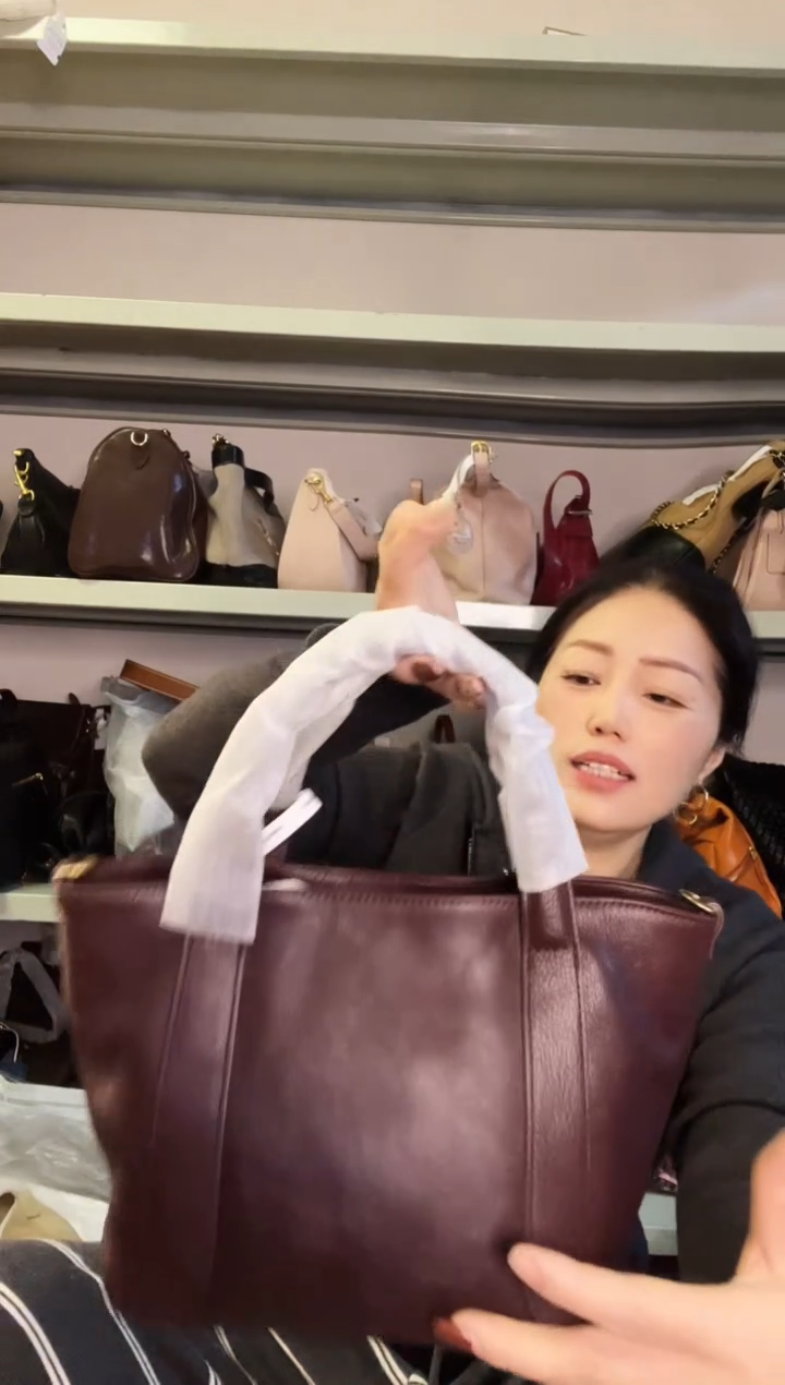牛皮（革）高端订制时尚百搭女士手提斜跨包